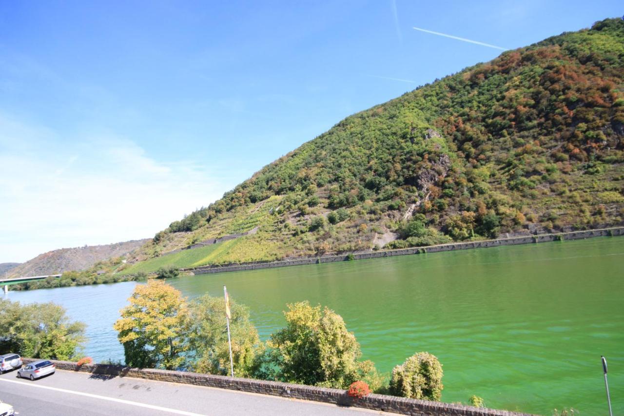 Ferienwohnungen Im Moseltal Lof Bagian luar foto
